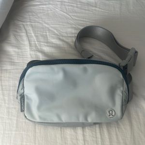 Everywhere belt bag